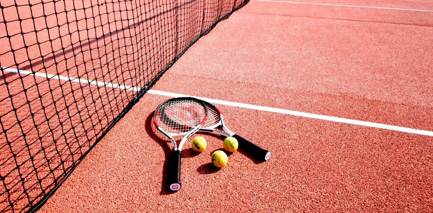 Tenis